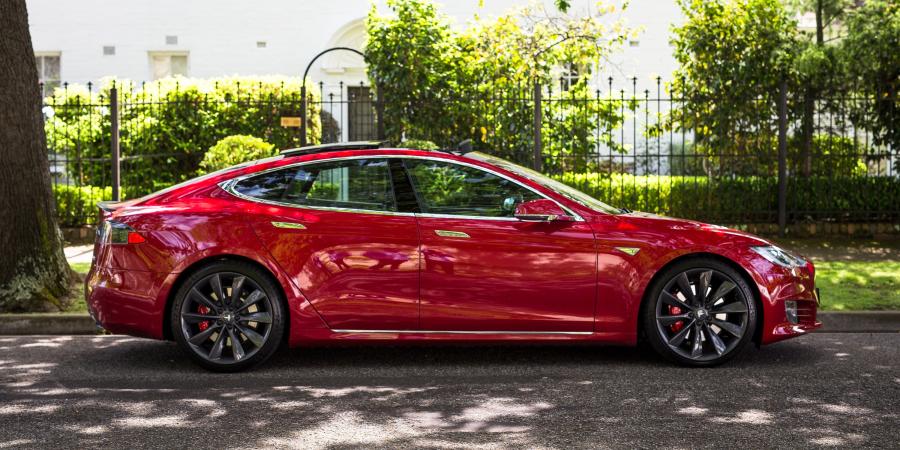  Tesla Model S P90D 2016 года  (AU) (фото 6 из 12)